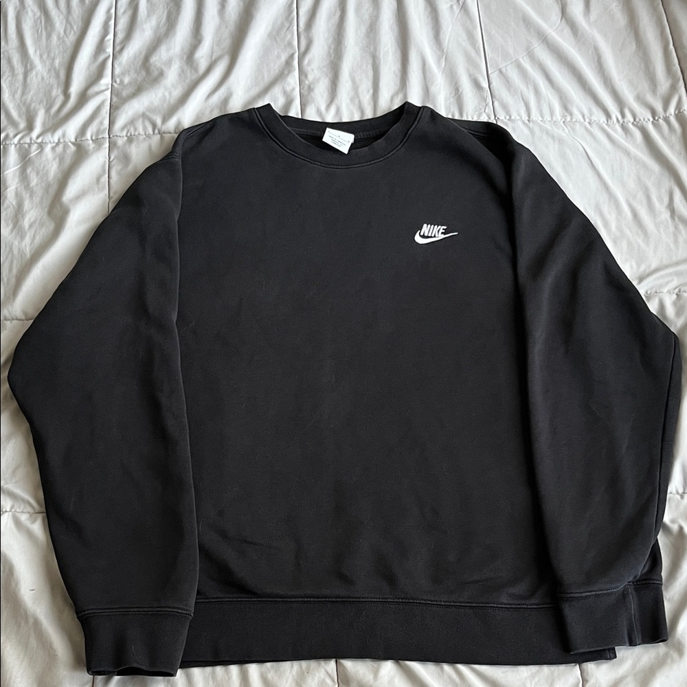 Nike Men's Classic Black Crewneck Sweater